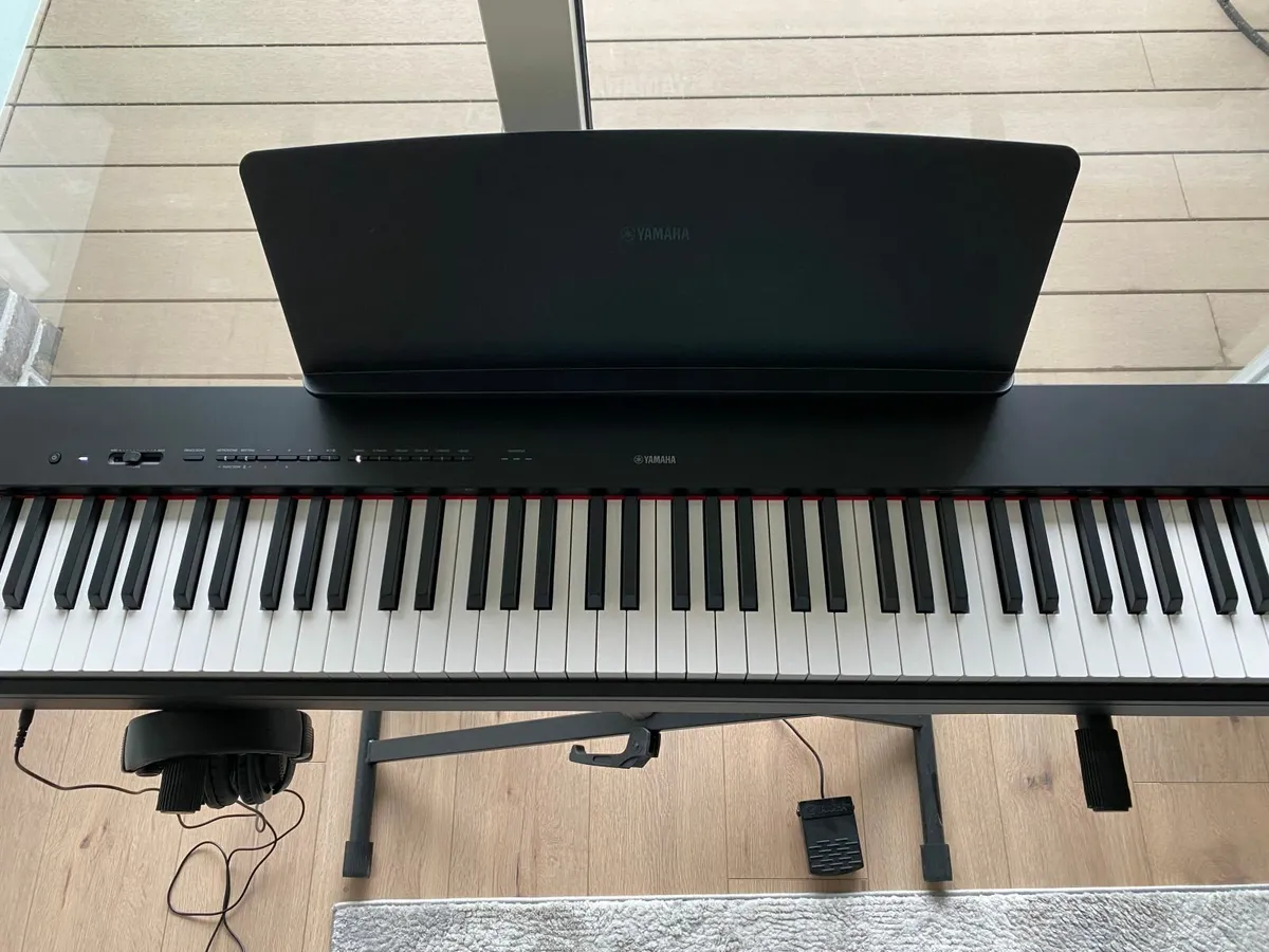Yamaha P-225 Digital Piano – Like New + Stand - Image 1