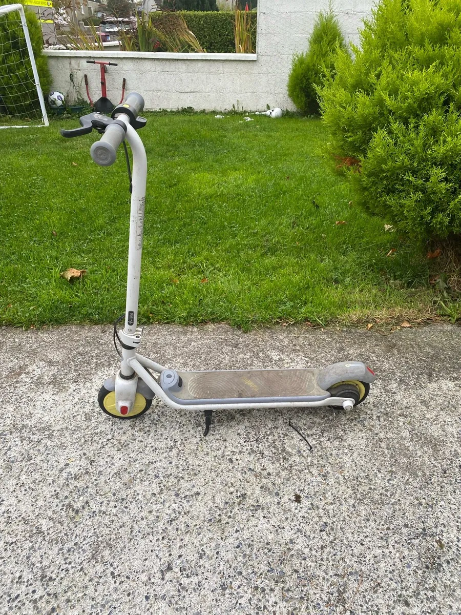 Electric scooter - Image 4