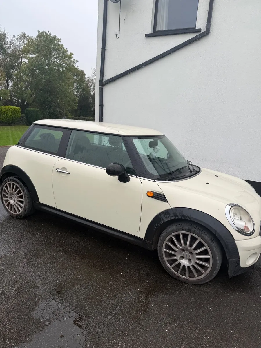 Mini One 2010 - Image 1