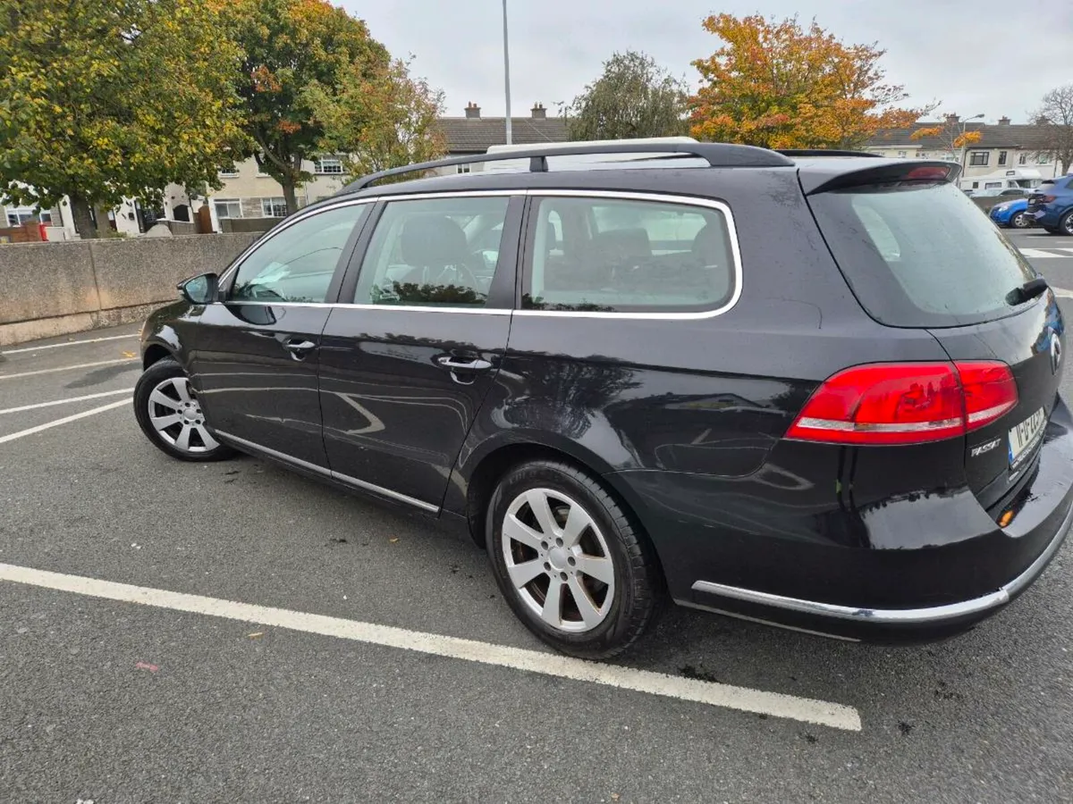 VW Passat Estate - Image 3
