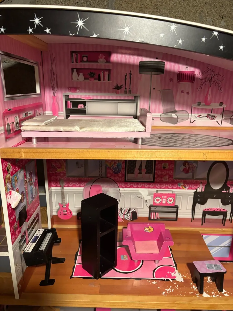 Dolls House - Image 3