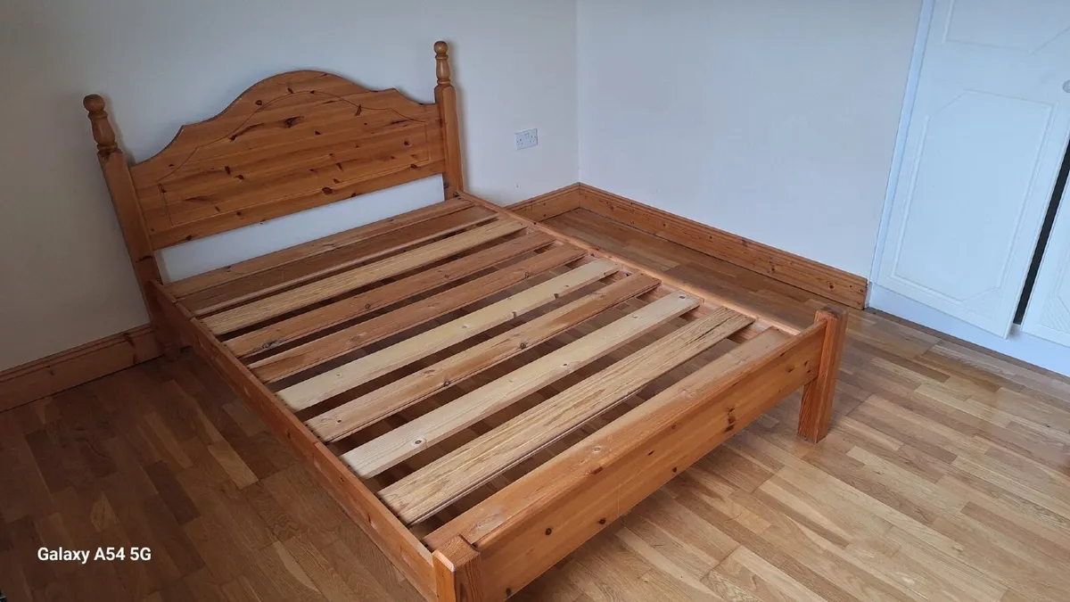 Bed - Image 2