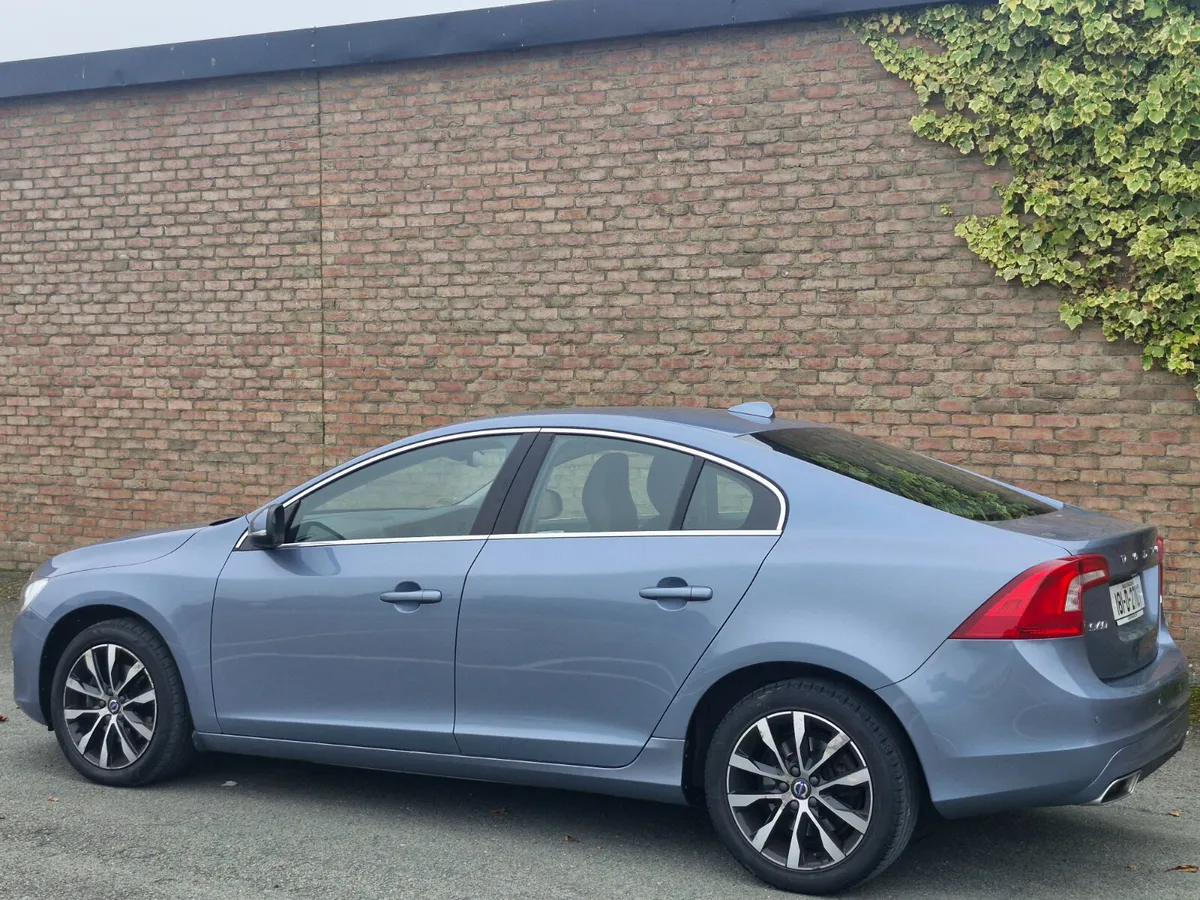 Volvo S60 DIESEL FINANCE AVAILABLE - Image 3