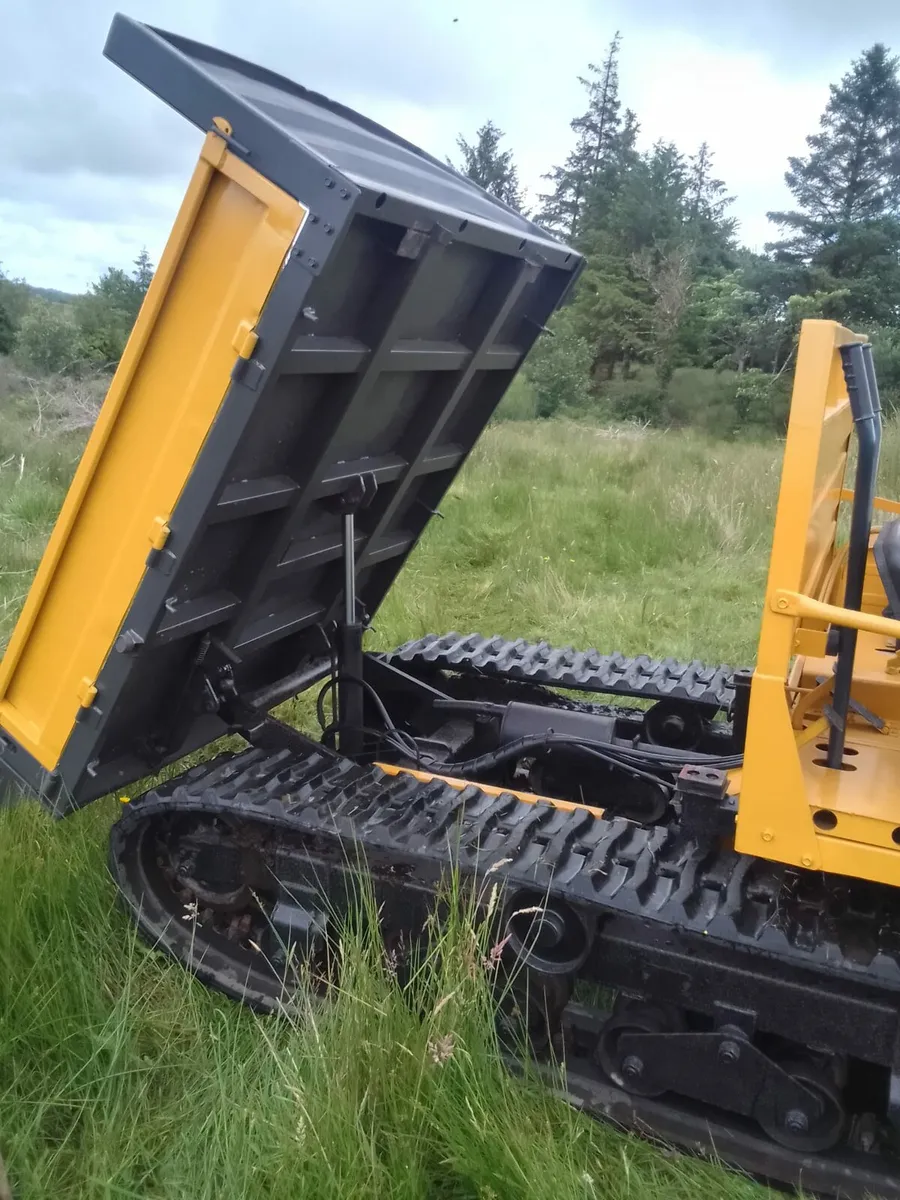 Komatsu 3 Ton Track Dumper - Image 3