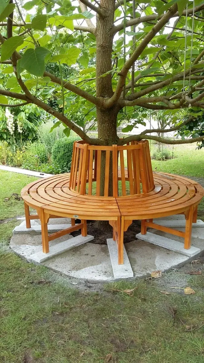 Garden Tree Bench Weatherproof Eucalyptus - Image 3