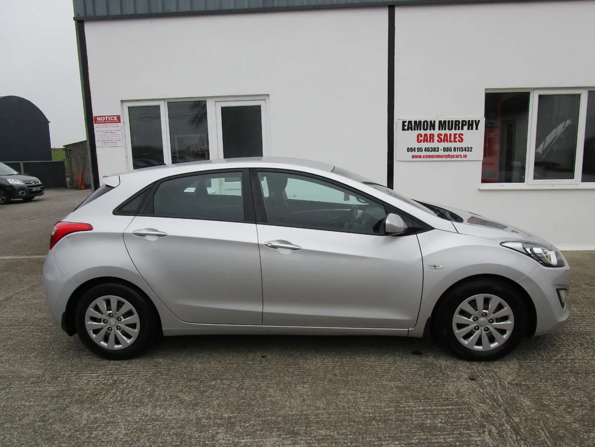 Hyundai i30 2016 - Image 2