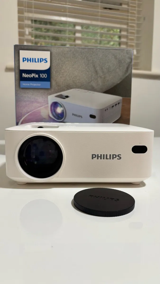 Philips NeoPix 100 Projector - Image 1