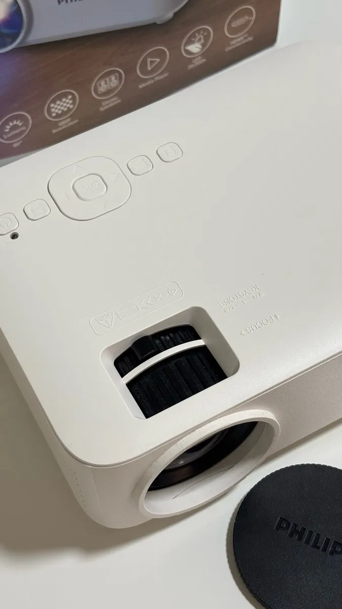 Philips NeoPix 100 Projector - Image 3