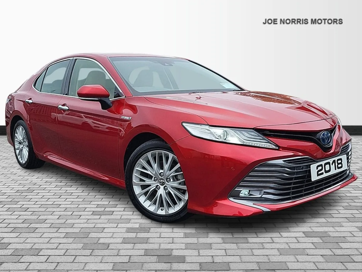 Toyota Camry 2.5 HYBRID G LEATHER PACKAGE AUTO - Image 1