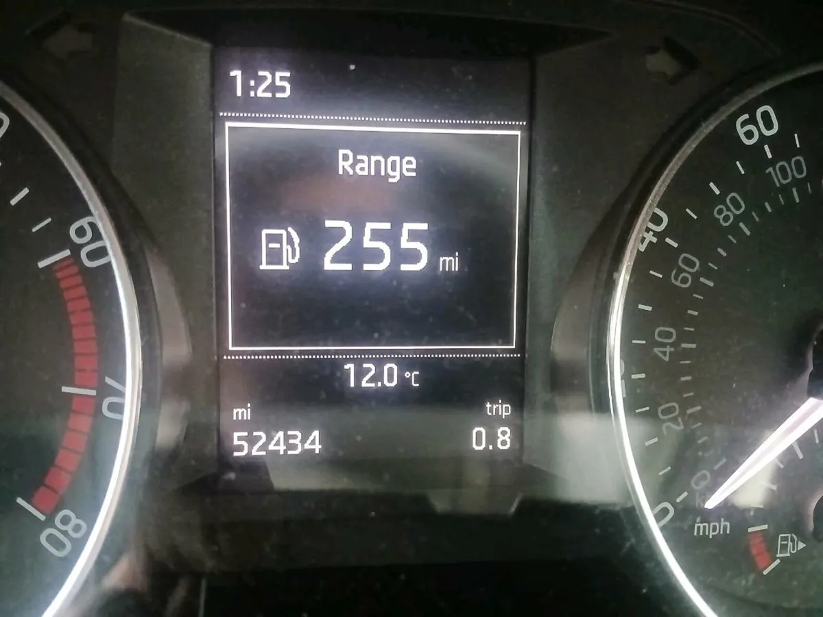 Skoda fabia - Image 2