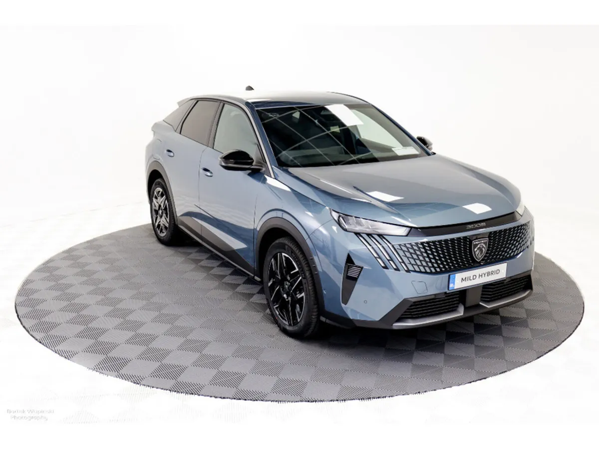 Peugeot 3008 Allure HYBRID Auto 145HP - Image 1