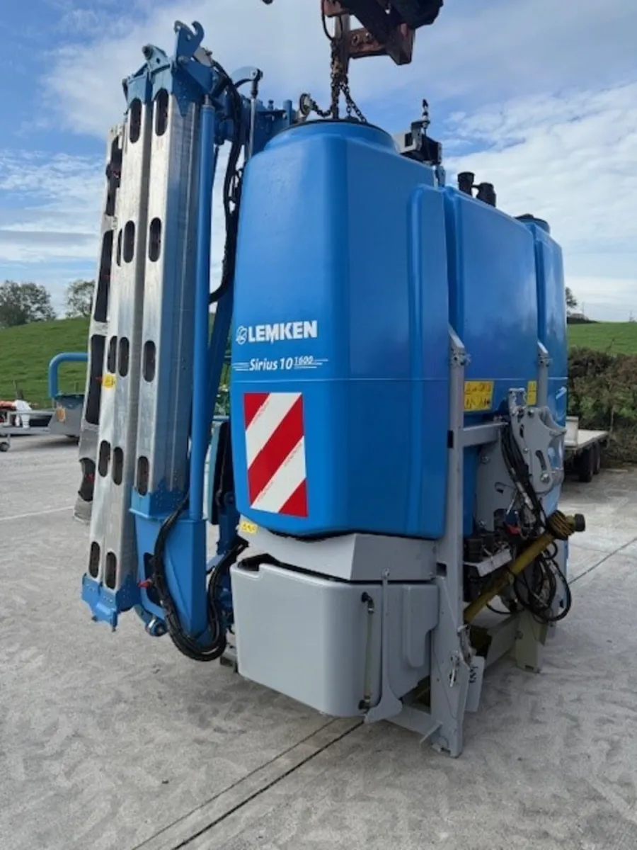 Used Lemken Sirius 10 21m Sprayer - Image 1