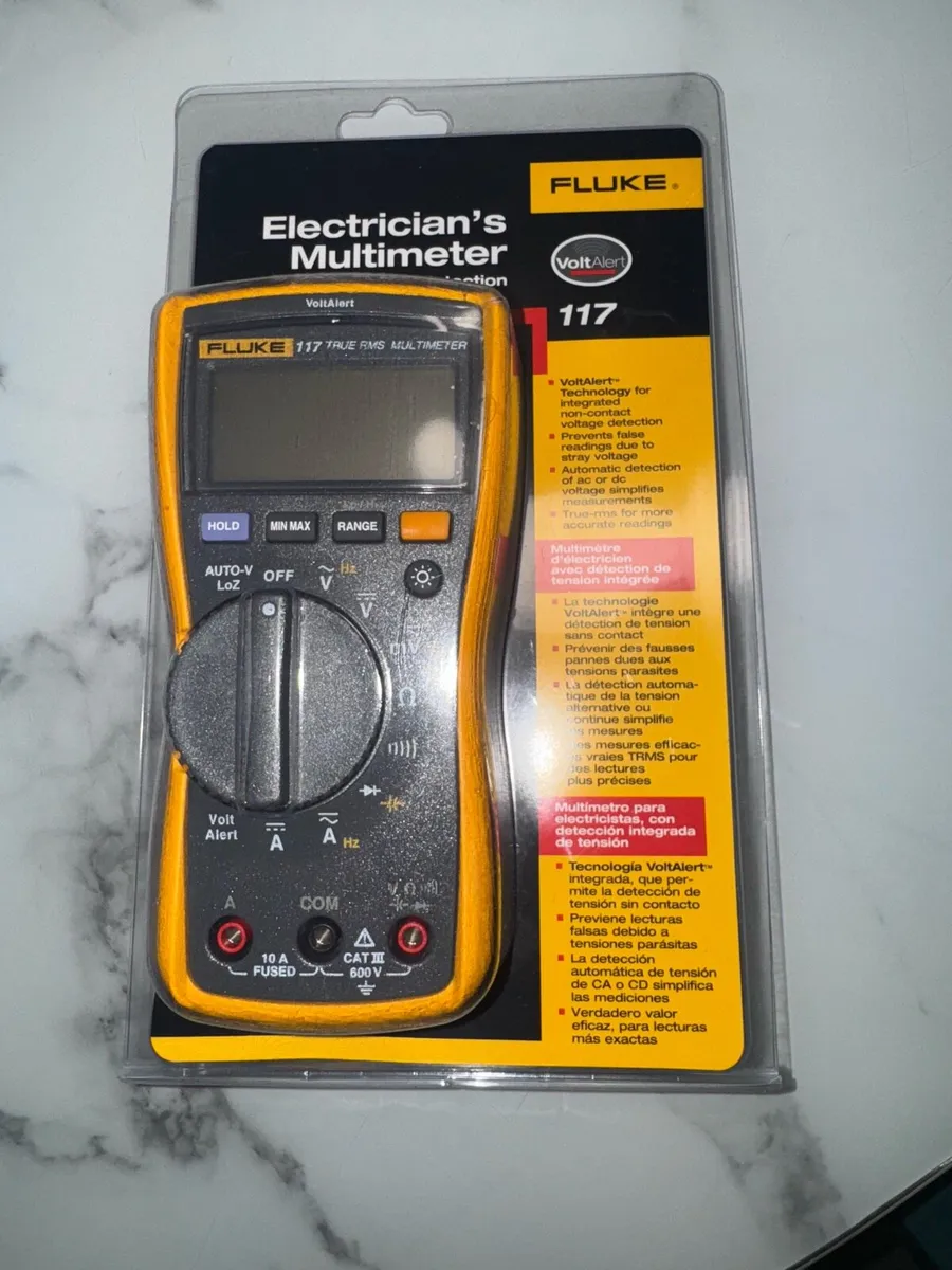 Fluke 117 True RMS multimeter - Image 1