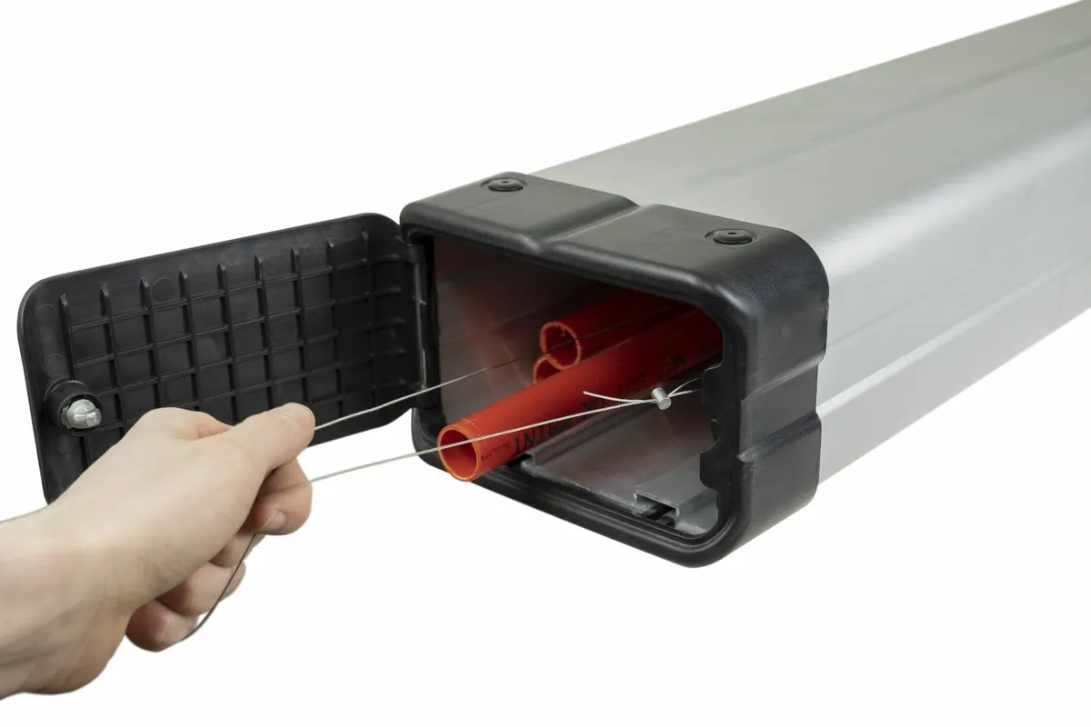 Menabo 3.1 metre Plumbing Van Pipe Tube  Carrier - Image 3
