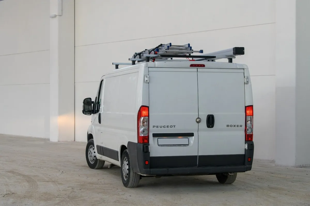 Menabo 3.1 metre Plumbing Van Pipe Tube  Carrier - Image 2