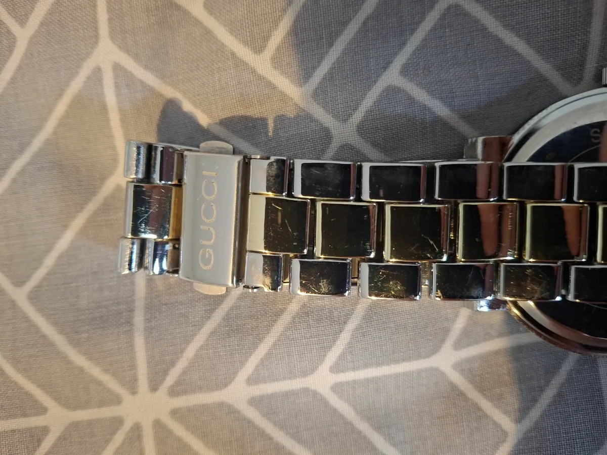 Gucci watch - Image 3