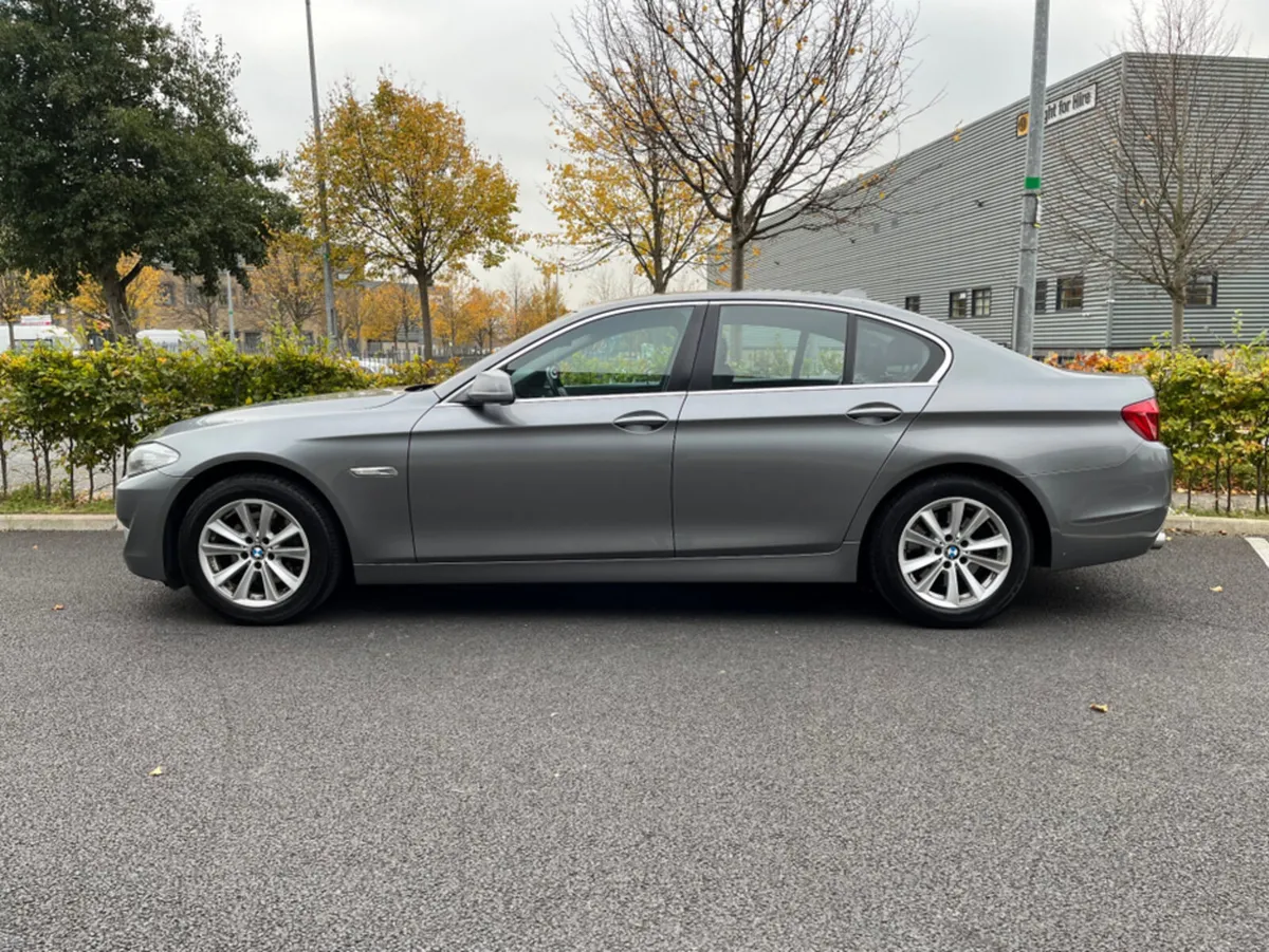 BMW 5-Series 520D 4DR AUTO *FULL SERVICE HISTORY * - Image 2