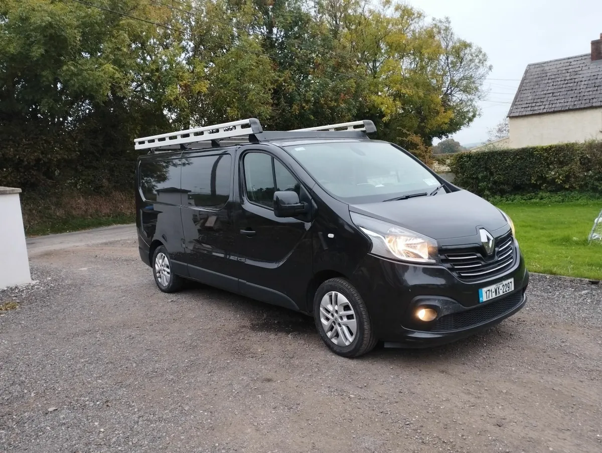 Renault Trafic 2017 - Image 1