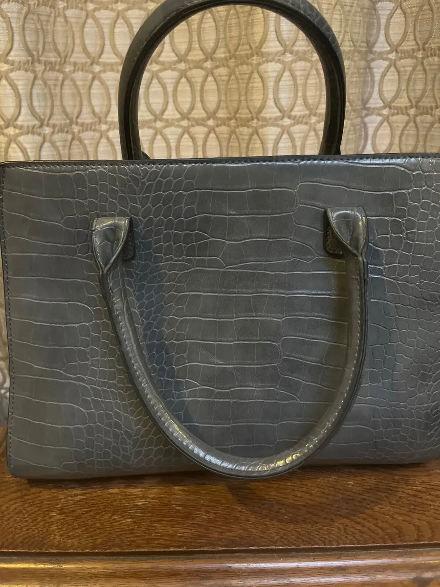 Handbags - Image 2