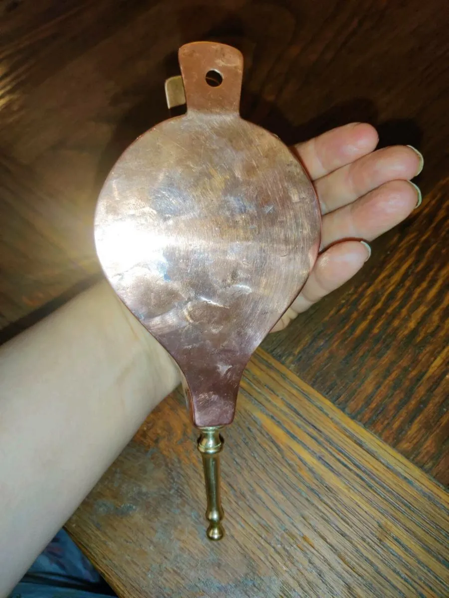 RARE, BRASS & COPPER 10"Long Heavy Vintage Bellows - Image 4