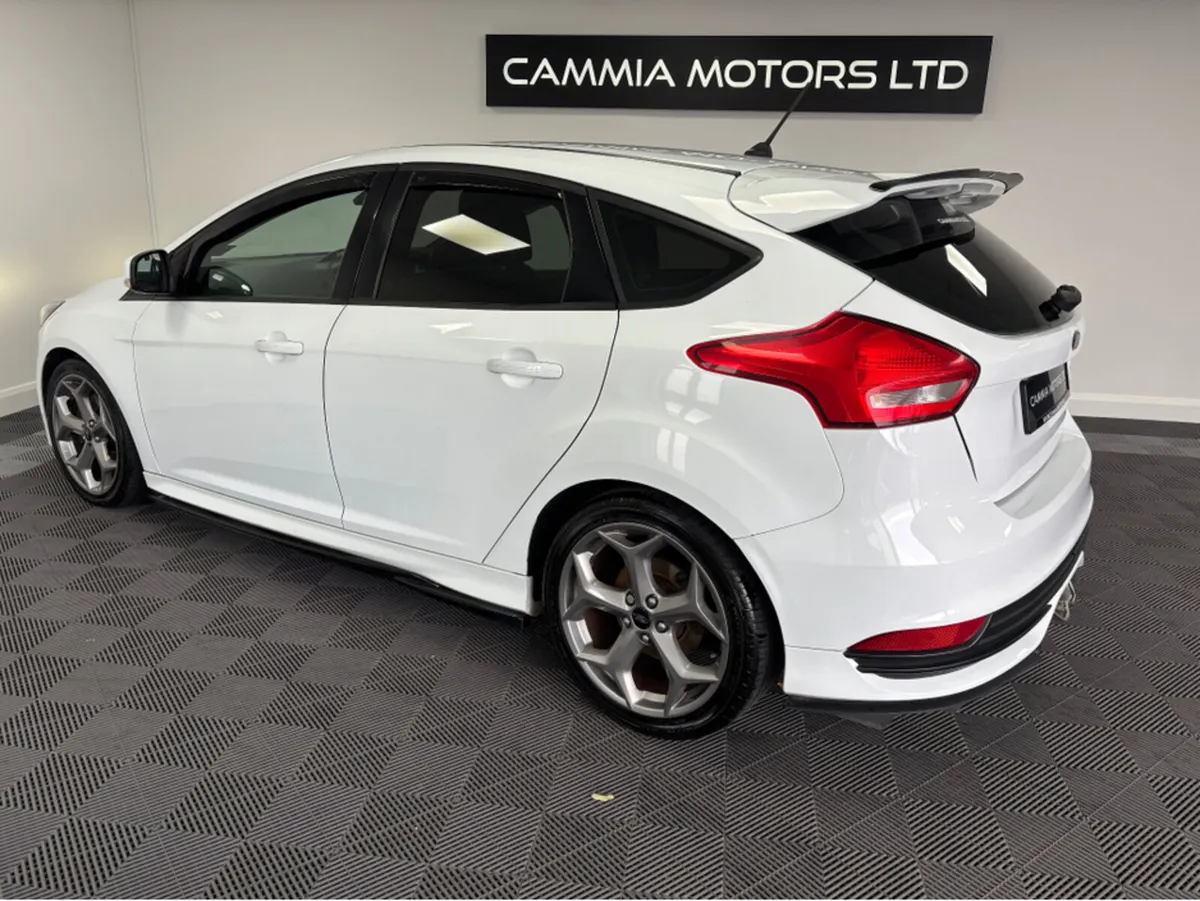 Ford Focus *FORD FOCUS ST* *RECARO SEATS* *MANUAL* - Image 4