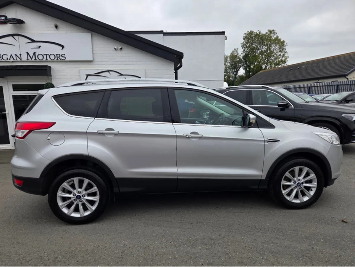 Ford Kuga 4-SEATER COMMERCIAL TITANIUM - Image 2