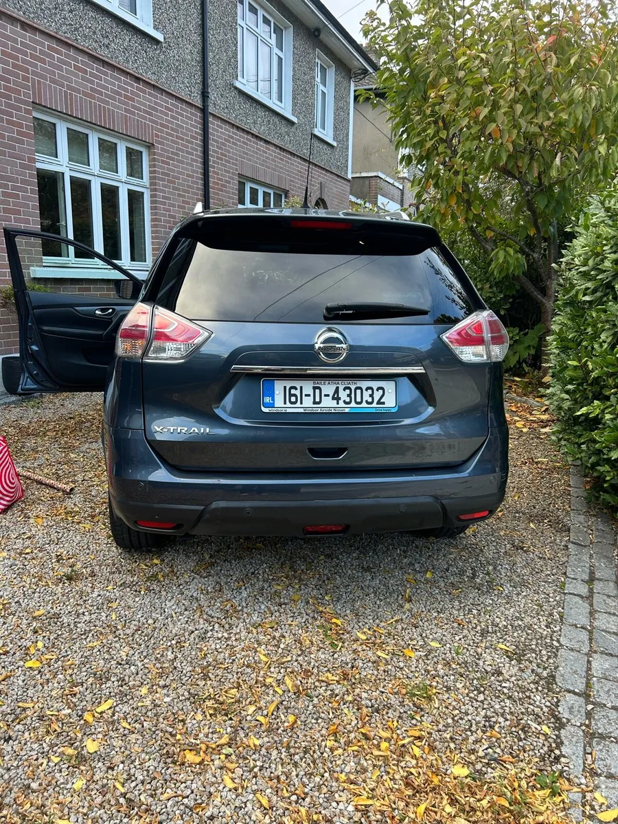 Nissan X-Trail 7 Seater Low Mileage - Image 3