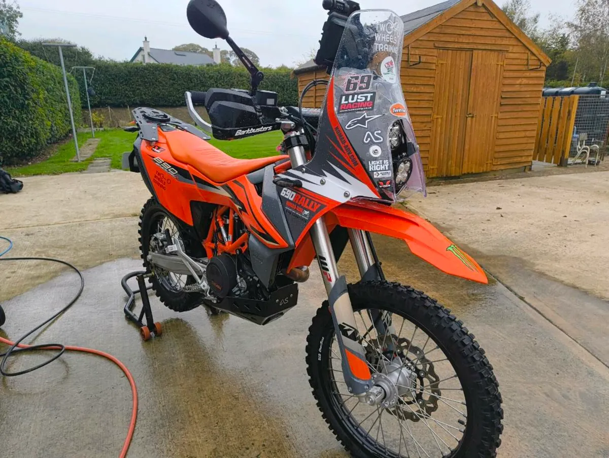KTM 690 Enduro R Rally Spec - Image 2