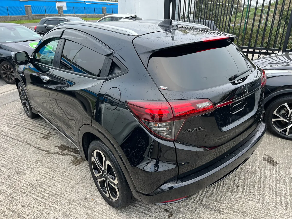 HONDA VEZEL 2020, 1.5 HYBRID Z AUTO LOW KMS - Image 4