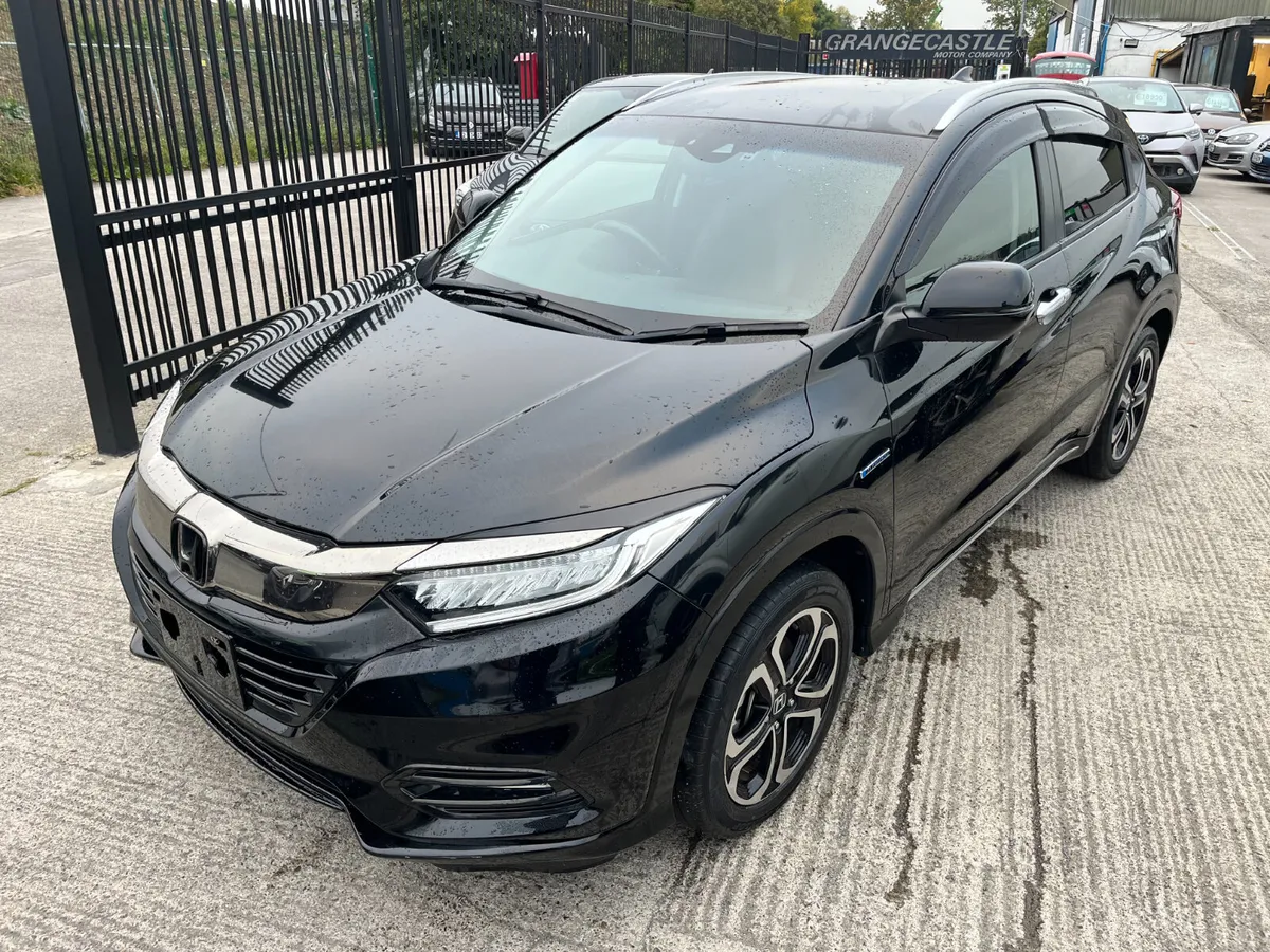 HONDA VEZEL 2020, 1.5 HYBRID Z AUTO LOW KMS - Image 3