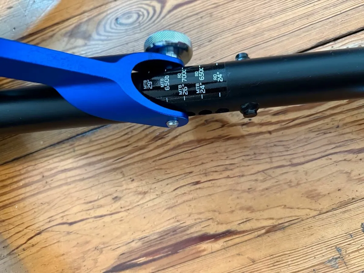 Wahoo KICKR V6 Wifi Like New with Box and Warranty - Image 3