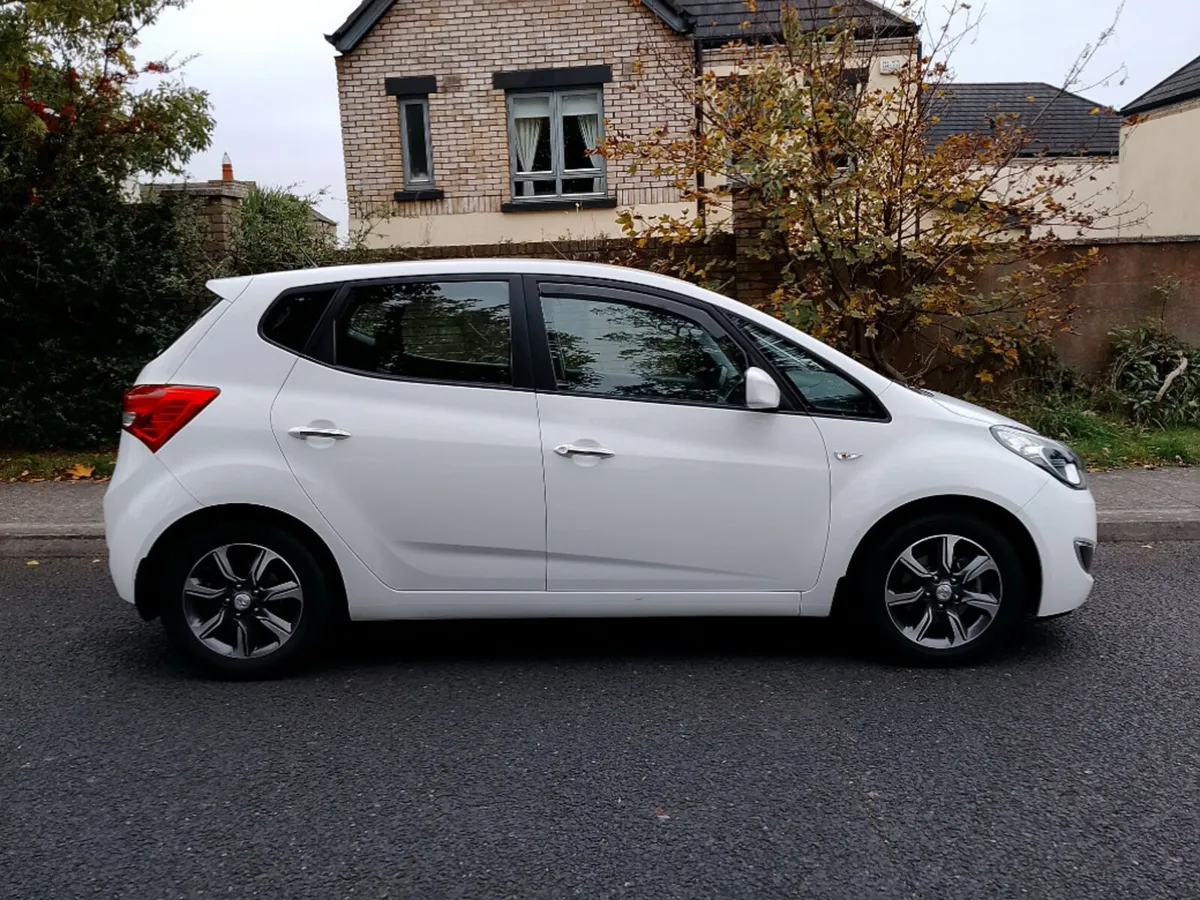 Hyundai ix20 Petrl Deluxe 5DR - Image 2