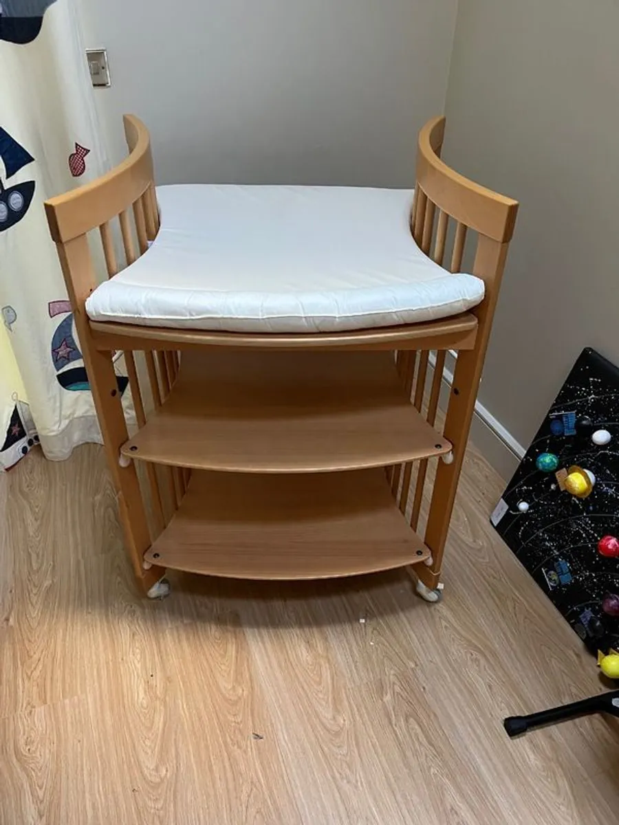 Stokke Changing Table - In Cork - can deliver to Dublin - Image 1