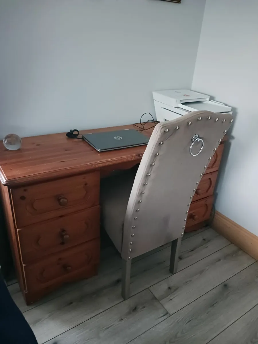 Desk & chair - Image 1
