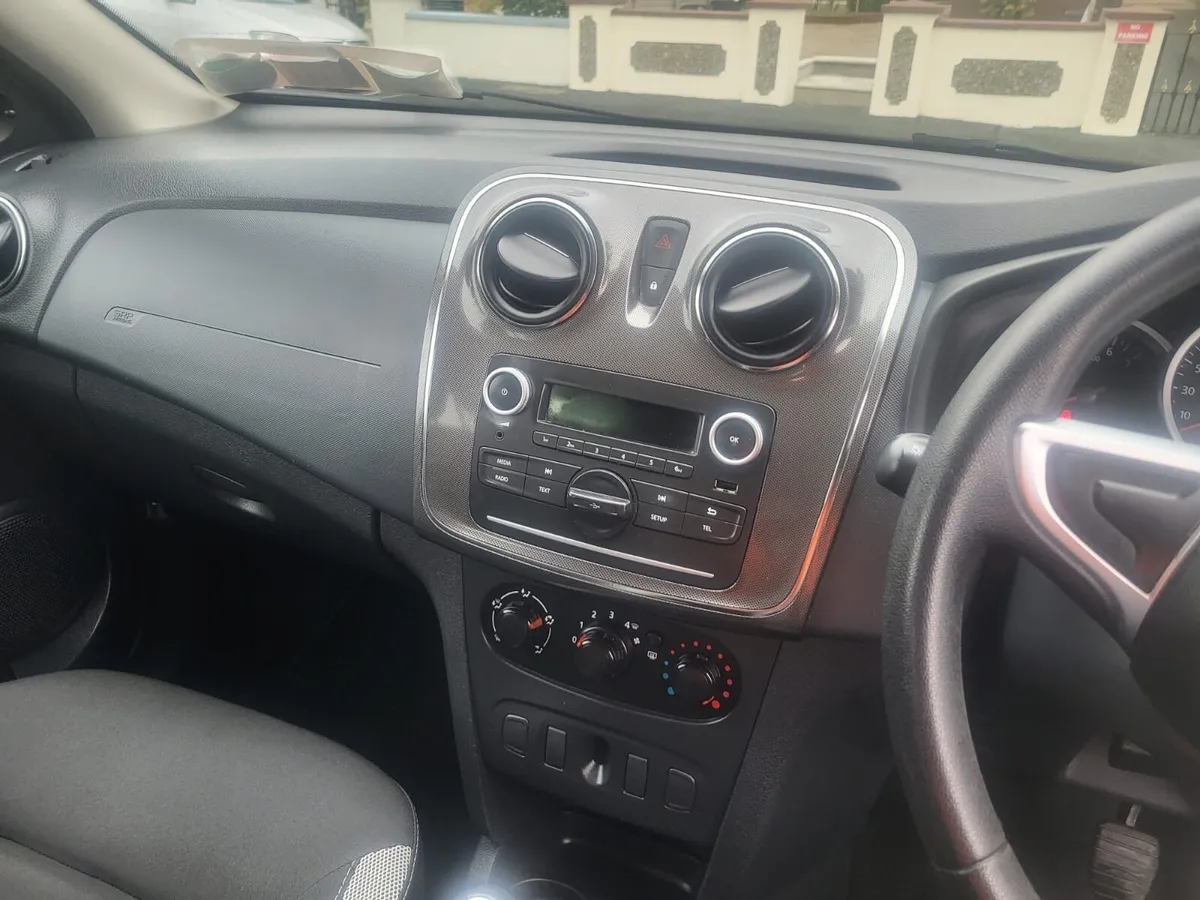 181 Dacia - Image 4