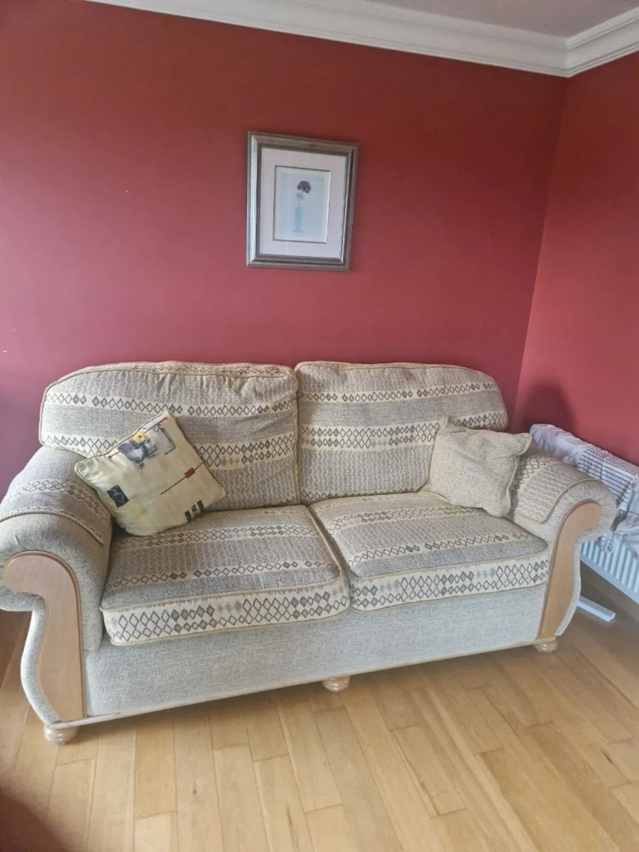 Therr seater couch and two arm chairs - Image 1