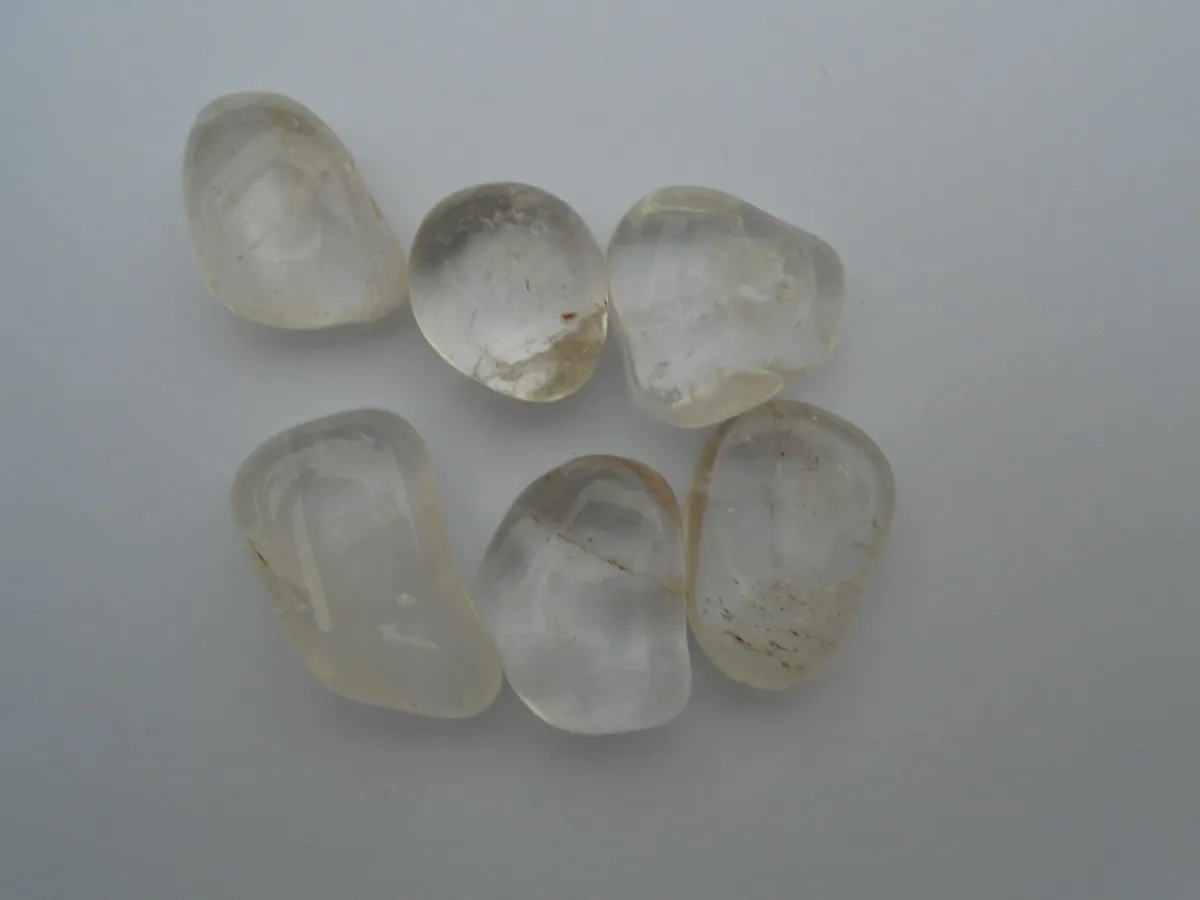 Clear Quartz crystals,Gemstones.Quartz - Image 3