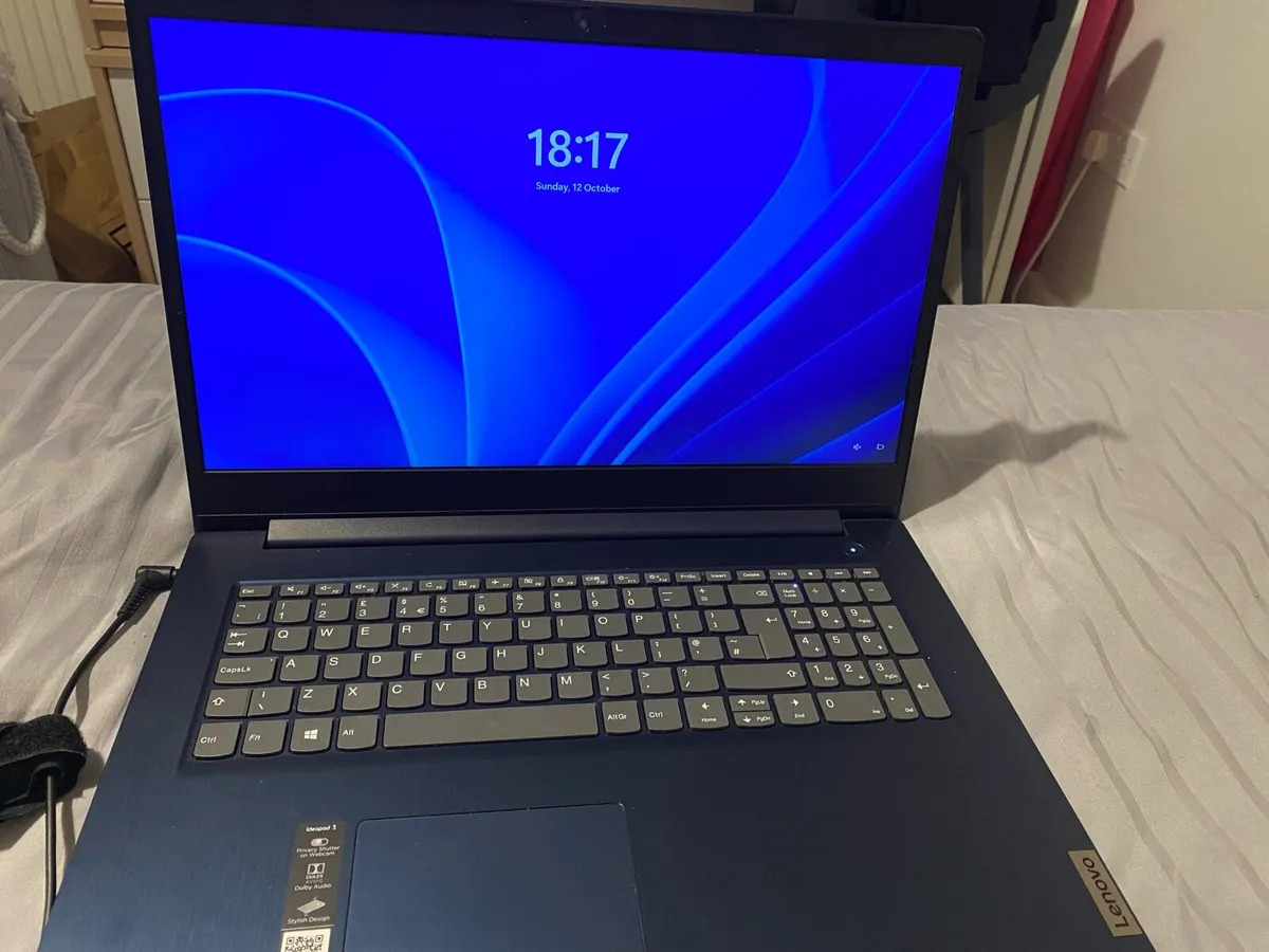 💻 Lenovo IdeaPad 3 17ADA05 - Image 1