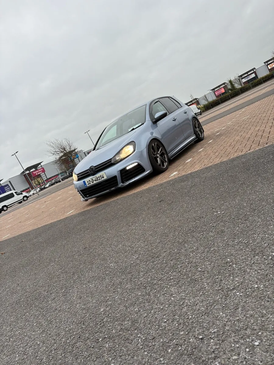2012 Volkswagen Golf - Image 1