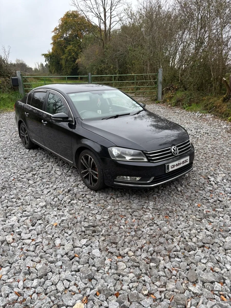 Volkswagen Passat 1.6 - Image 1