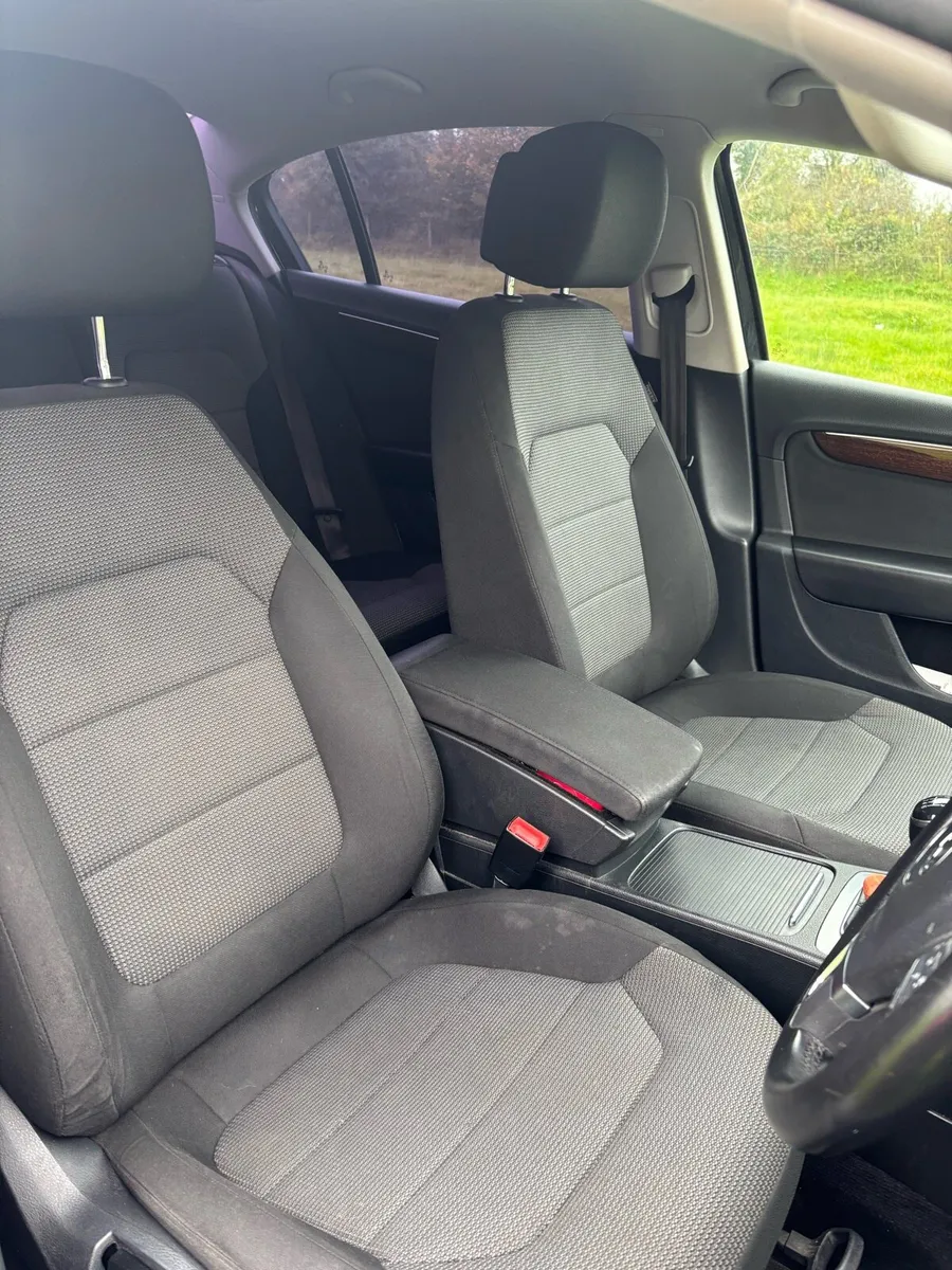 Volkswagen Passat 1.6 - Image 3
