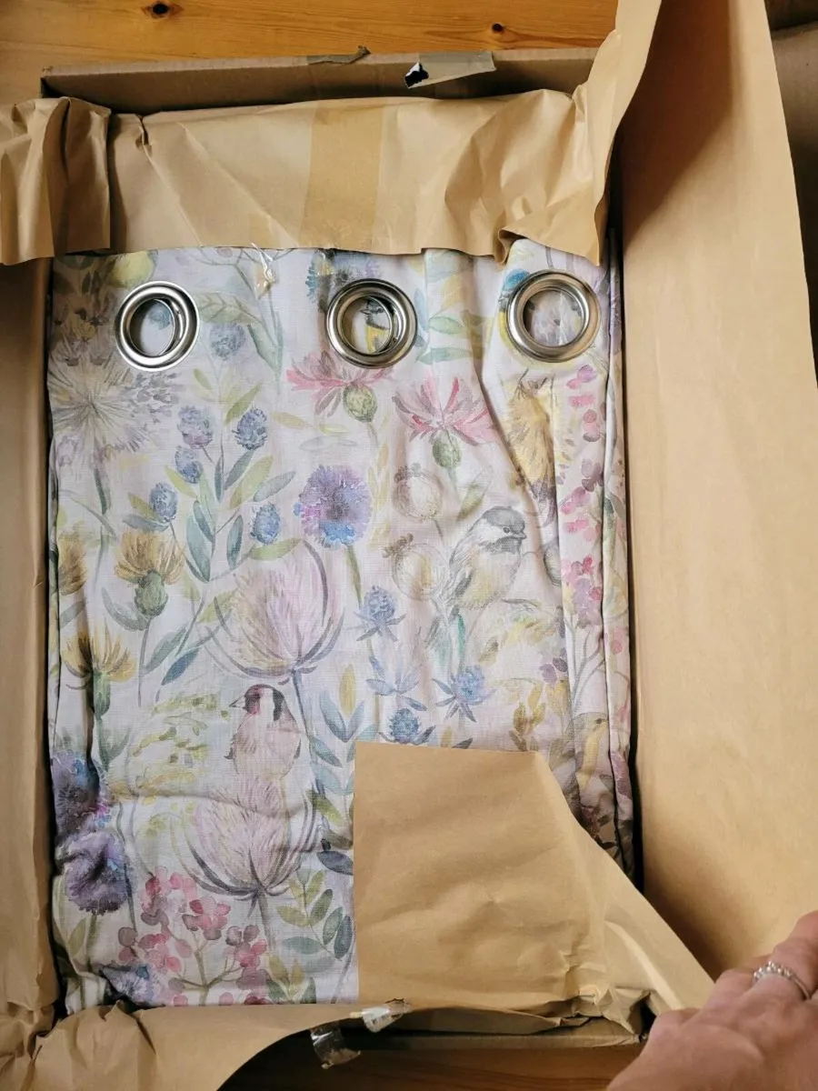 Curtains - Image 1