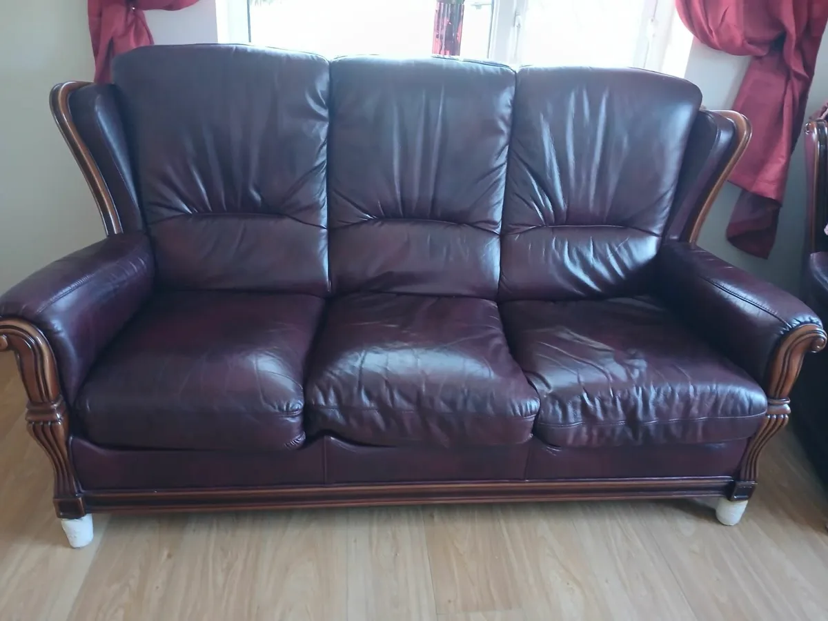 3 Piece Leather Suite  - excellent condition. - Image 1