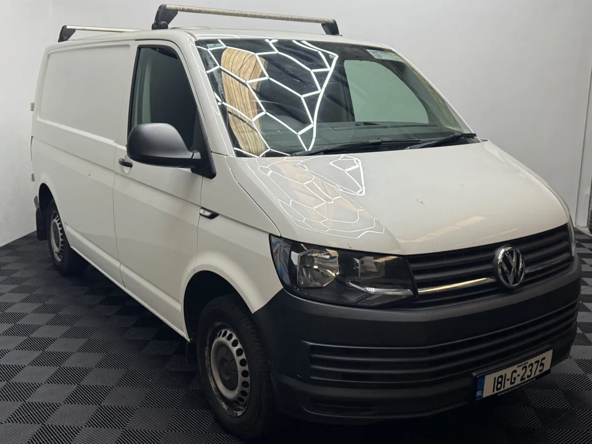 Volkswagen Transporter 2018 - Image 2