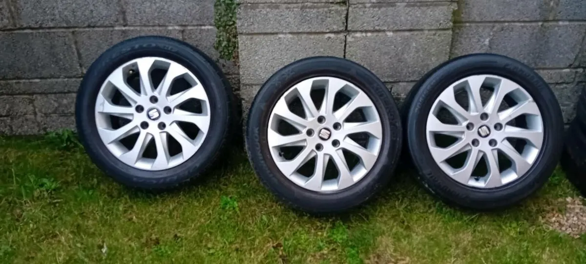16" Seat leon alloys x 3 - Image 1