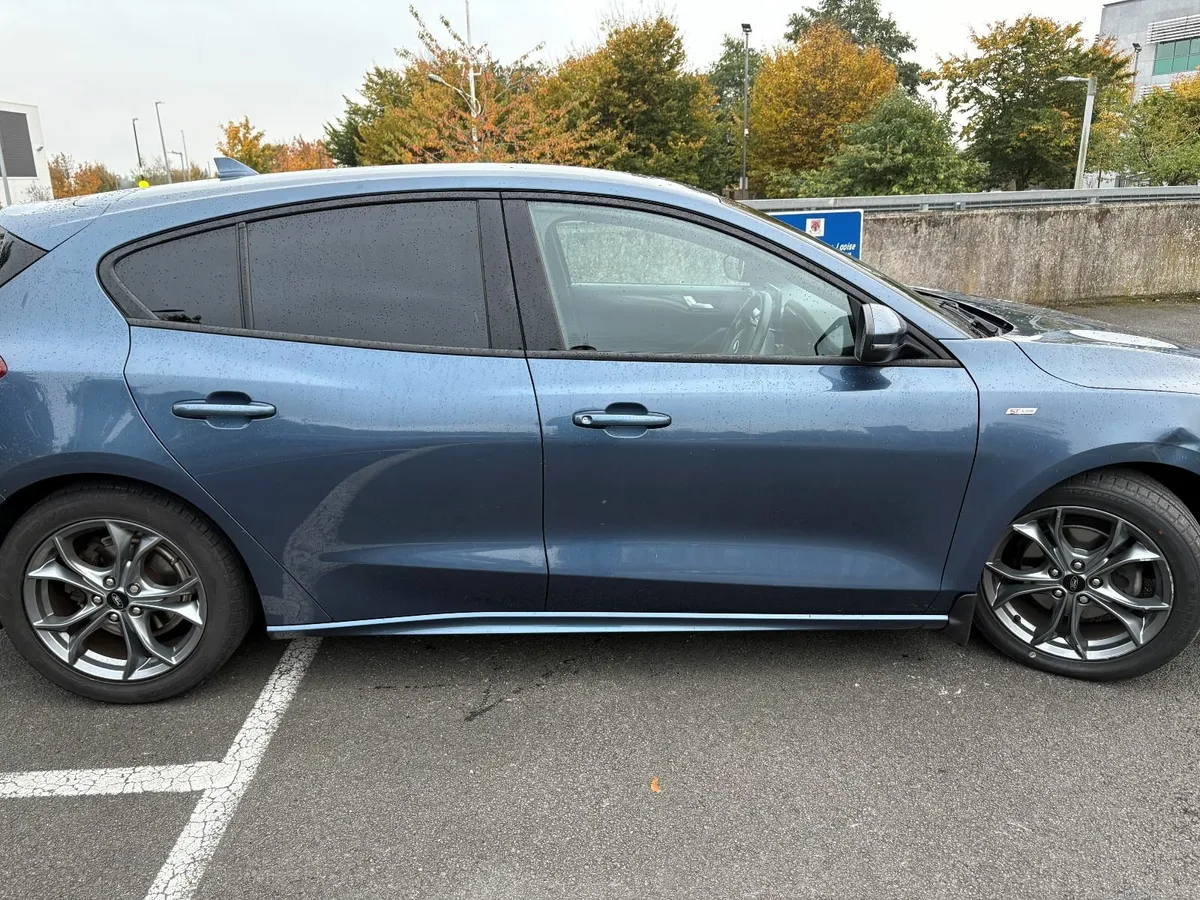 Ford Focus 2021 ST LINE SPORTS TRIM - Image 3