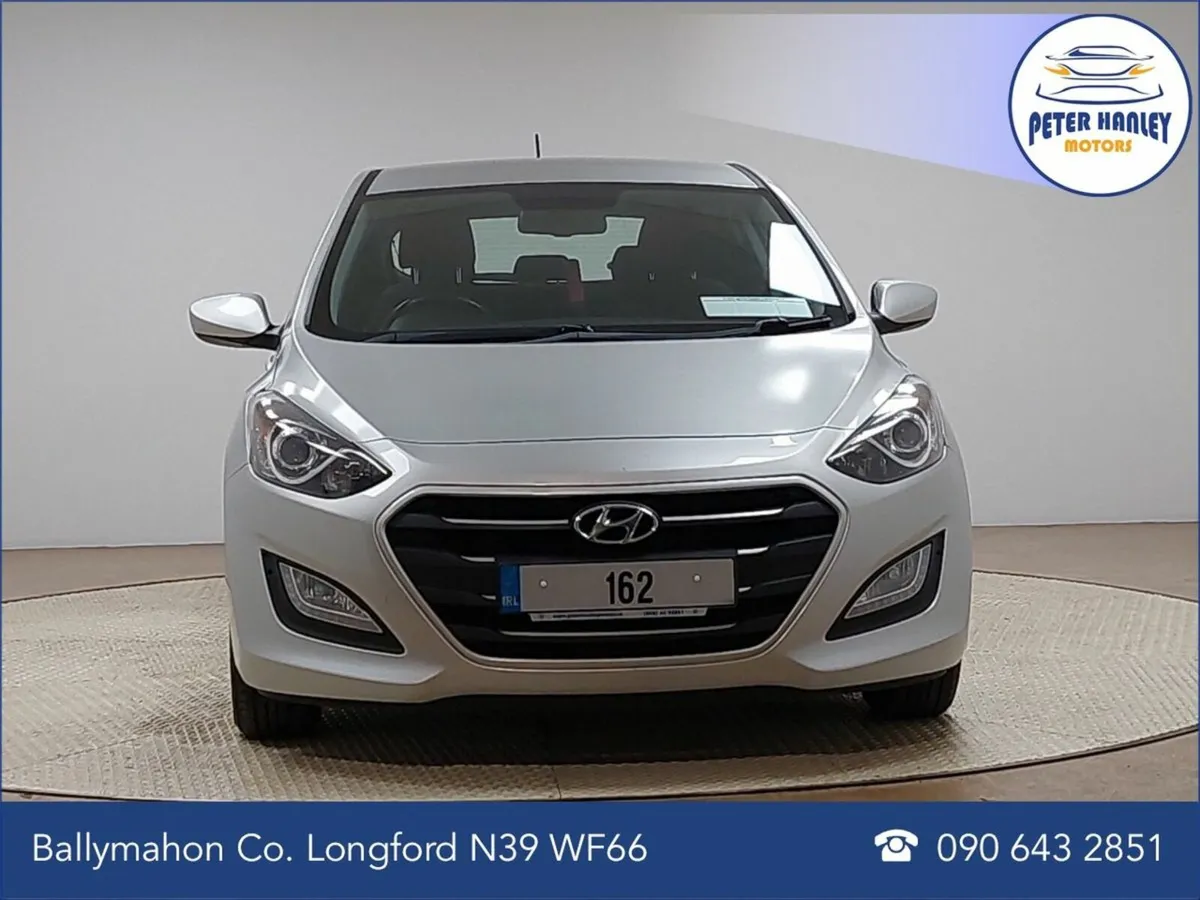 Hyundai i30 I30 Se Blue Drive Crdi  SE  CRDi 110 B - Image 2