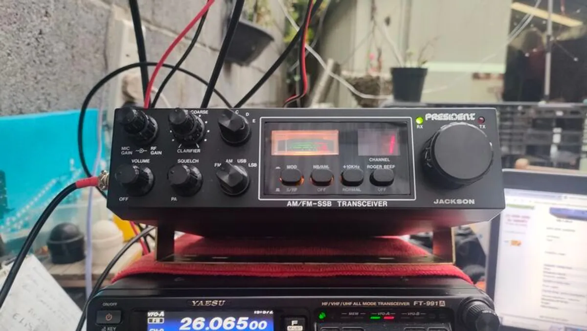 President Jackson mk1 AM/FM/USB/LSB CB Radio - Image 1
