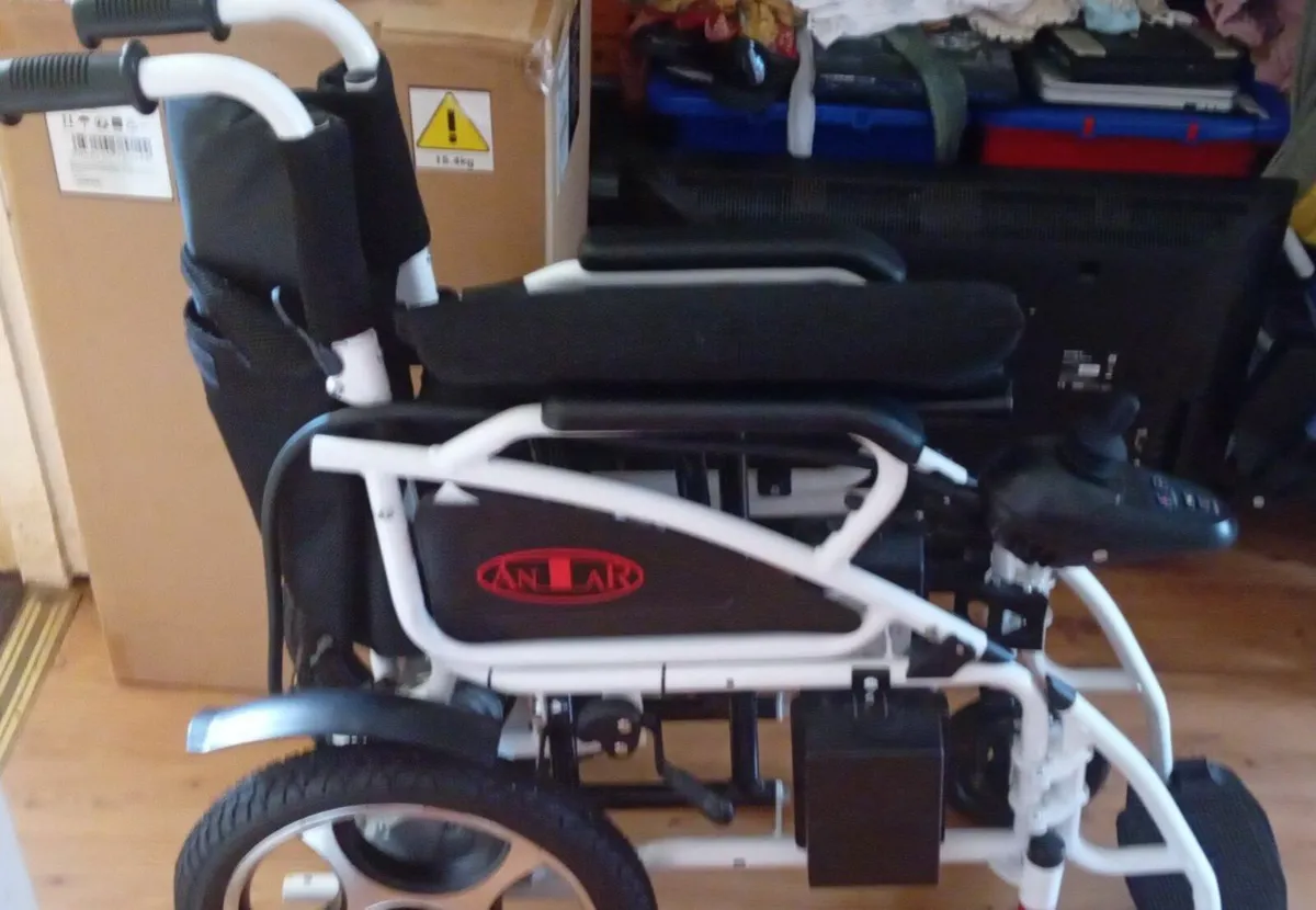 Electric wheelchair - Image 1