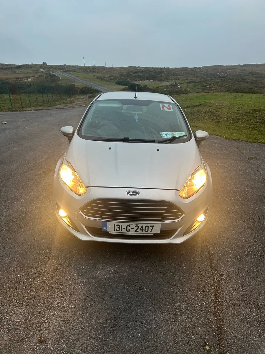 Ford fiesta - Image 2